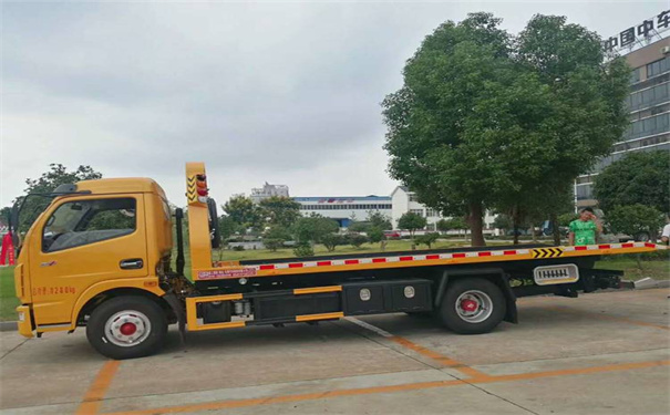 西城定远24小时拖车救援电话号码，定远道路救援公司怎么收费的